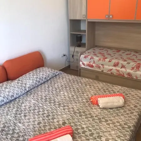 Degli Dei - Monolocale Feriehus Ricadi